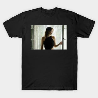 Lizzy McAlpine concert T-Shirt